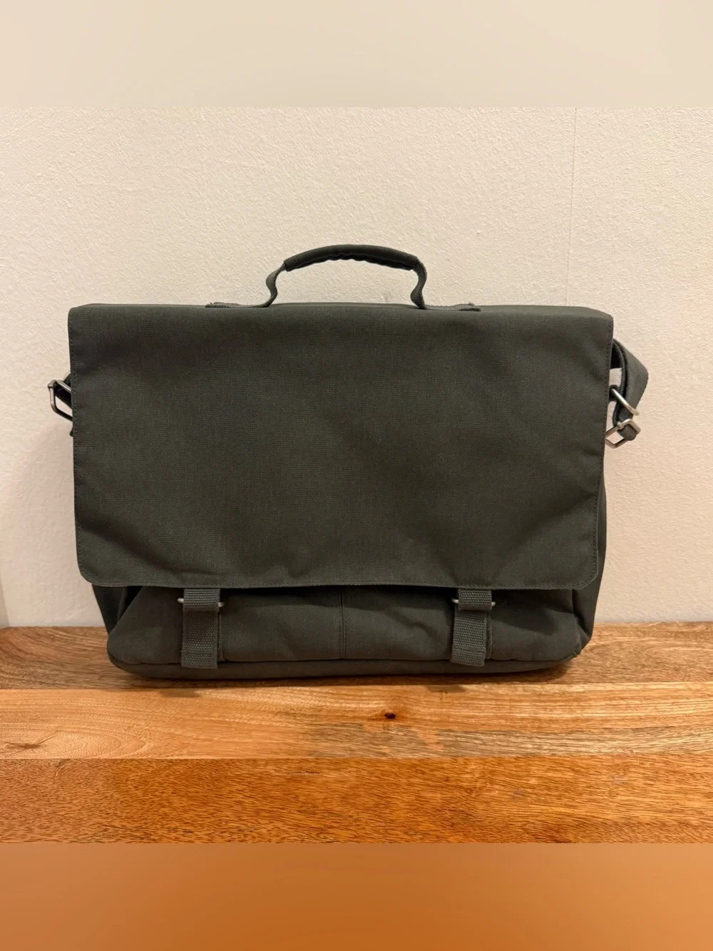 Olive Green Messenger Bag - Classic Urban Carry